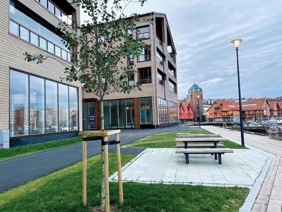 Stor Leilighet Sentralt I Sandnes Саннес Екстериор снимка
